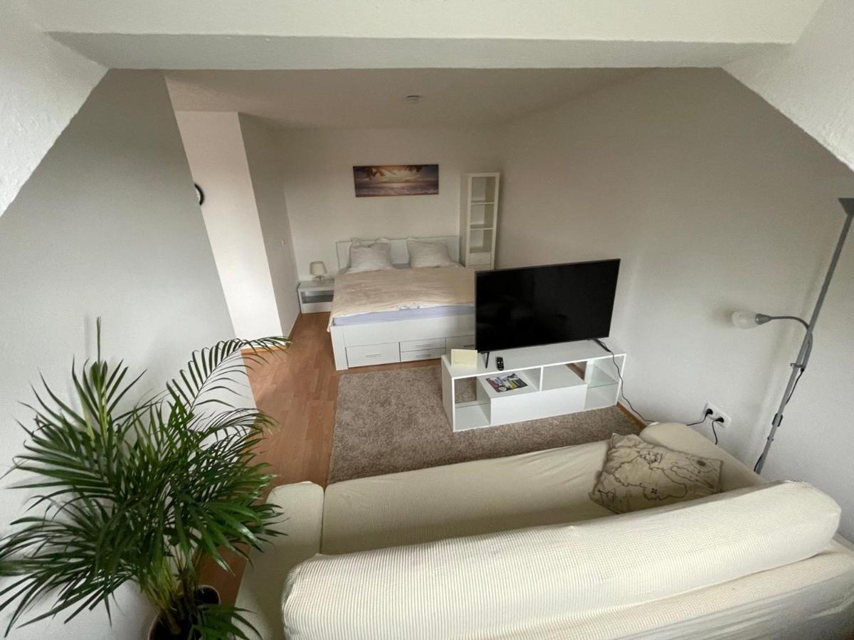 1,5 Zimmer Apartment, 38,5 qm, frisch möbliert Duisburg Exterior foto