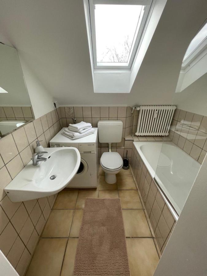 1,5 Zimmer Apartment, 38,5 qm, frisch möbliert Duisburg Exterior foto